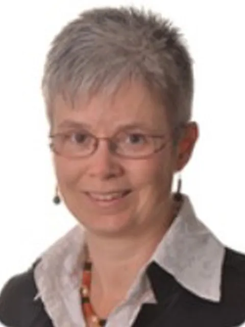 Dr. Feldhof Patricia
