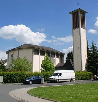 Kath. Kirche Maria Königin Maintal-Dörnigheim