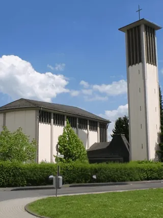 Kath. kirche Maria Königin in Maintal-Dörningheim